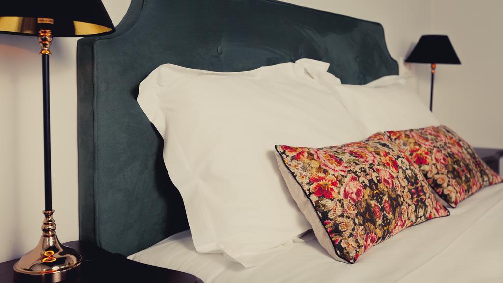 Bartholomeu Guesthouse เซาบาร์โตโลเมว จิ เมสซิเนส ห้อง รูปภาพ