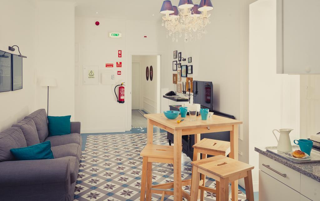 Bartholomeu Guesthouse เซาบาร์โตโลเมว จิ เมสซิเนส ภายนอก รูปภาพ